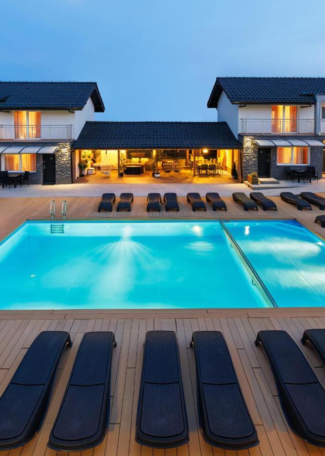 Seo2 Rewal - Apartamenty Z Osobnym Wejsciem, Grzany Basen, Darmowe Sauny, Parking, Grill, Wifi Luaran gambar