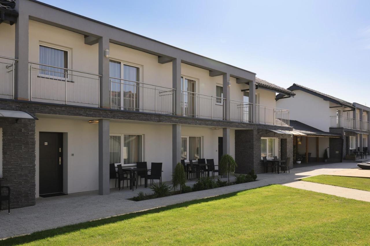 Seo2 Rewal - Apartamenty Z Osobnym Wejsciem, Grzany Basen, Darmowe Sauny, Parking, Grill, Wifi Luaran gambar