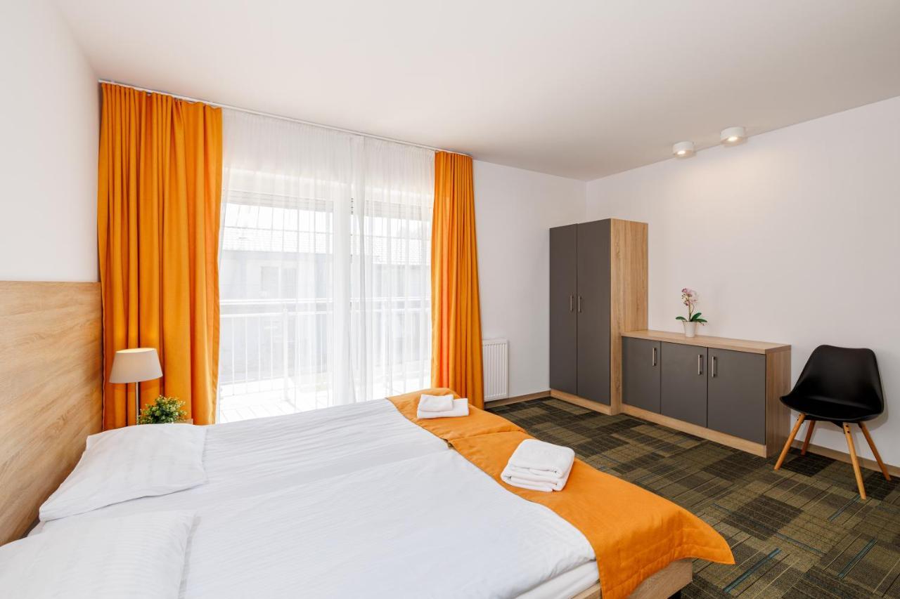 Seo2 Rewal - Apartamenty Z Osobnym Wejsciem, Grzany Basen, Darmowe Sauny, Parking, Grill, Wifi Luaran gambar