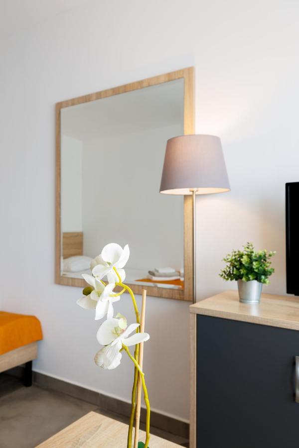 Seo2 Rewal - Apartamenty Z Osobnym Wejsciem, Grzany Basen, Darmowe Sauny, Parking, Grill, Wifi Luaran gambar