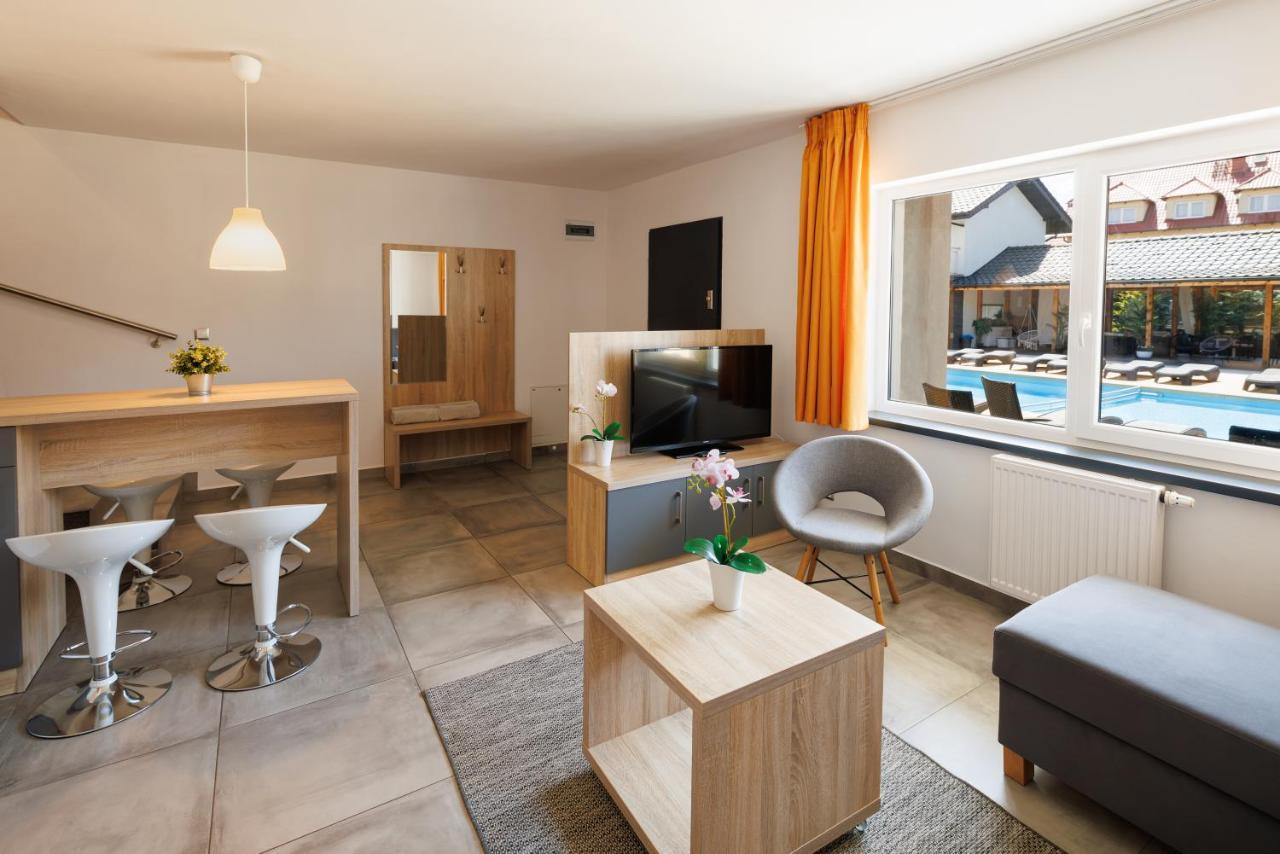 Seo2 Rewal - Apartamenty Z Osobnym Wejsciem, Grzany Basen, Darmowe Sauny, Parking, Grill, Wifi Luaran gambar