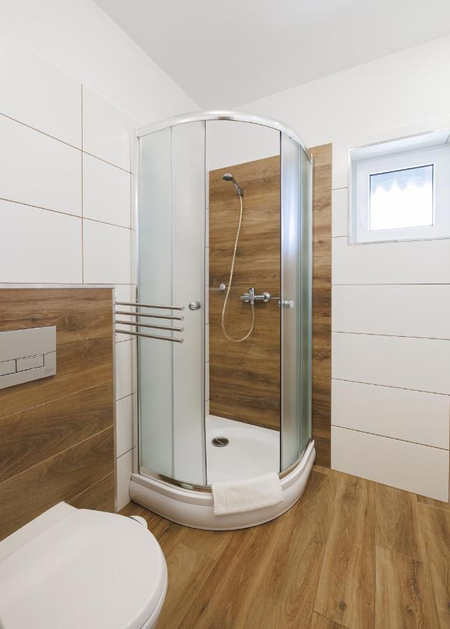 Seo2 Rewal - Apartamenty Z Osobnym Wejsciem, Grzany Basen, Darmowe Sauny, Parking, Grill, Wifi Luaran gambar