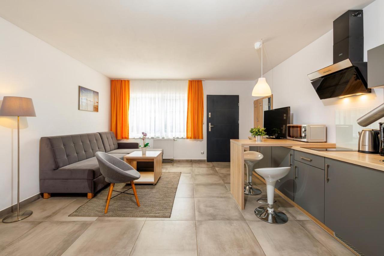 Seo2 Rewal - Apartamenty Z Osobnym Wejsciem, Grzany Basen, Darmowe Sauny, Parking, Grill, Wifi Luaran gambar