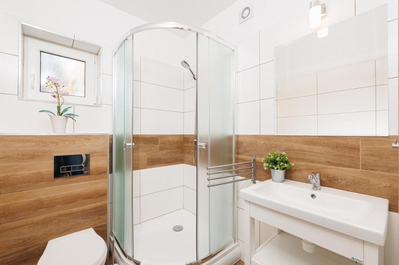 Seo2 Rewal - Apartamenty Z Osobnym Wejsciem, Grzany Basen, Darmowe Sauny, Parking, Grill, Wifi Luaran gambar